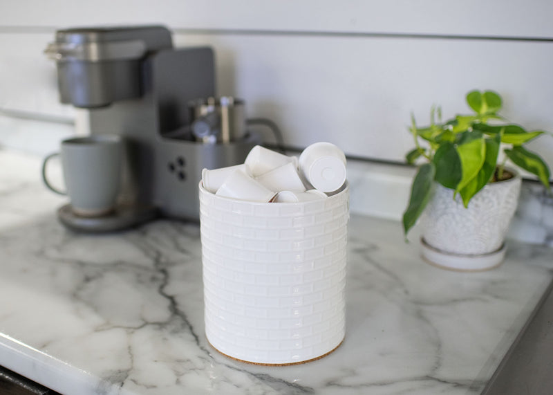 Elanze Designs Embossed Subway Tile Ceramic Stoneware Cork Bottom Kitchen K Cup Holder, White